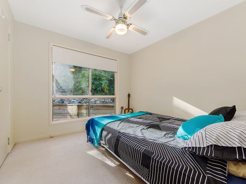 37 Renfrew Drive, Highland Park QLD 4211