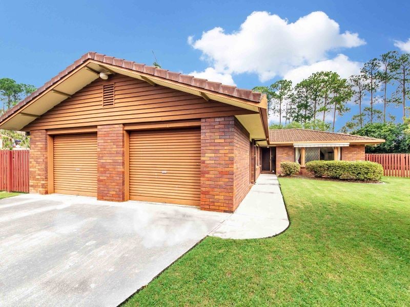 53 Rawlinna Drive, Mermaid Waters QLD 4218