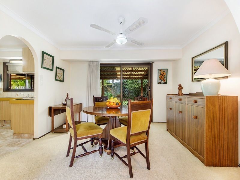 53 Rawlinna Drive, Mermaid Waters QLD 4218