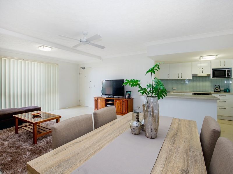 22/51 Pohlman Street, Southport QLD 4215