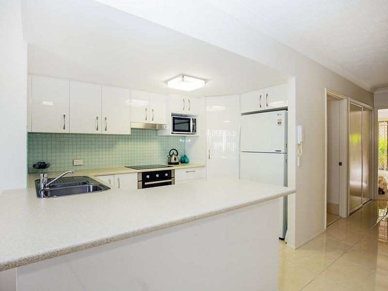 22/51 Pohlman Street, Southport QLD 4215