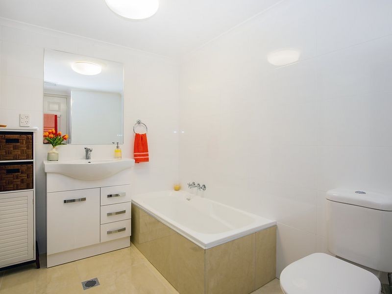 22/51 Pohlman Street, Southport QLD 4215