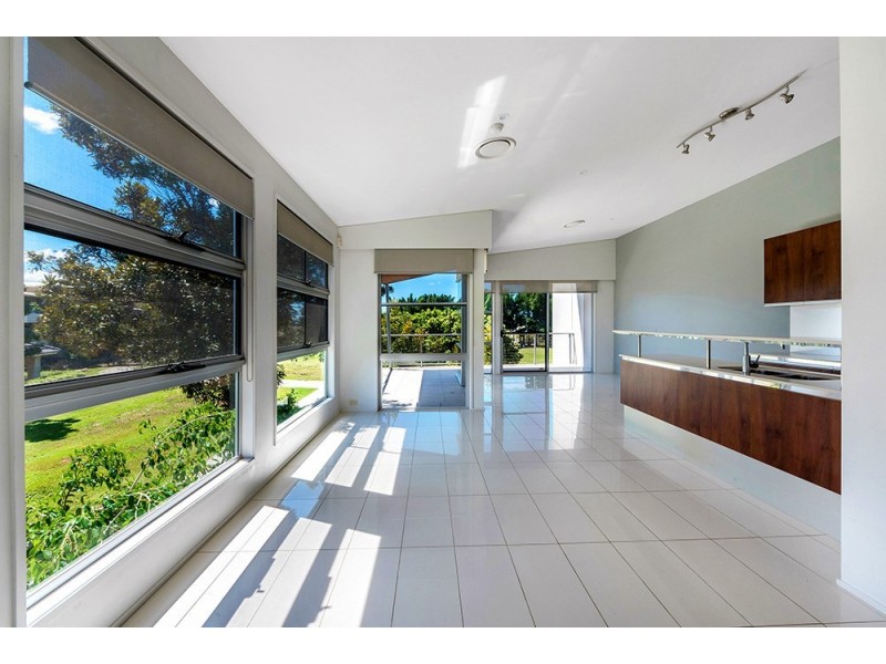 1/11 Cezaire Avenue, Varsity Lakes QLD 4227