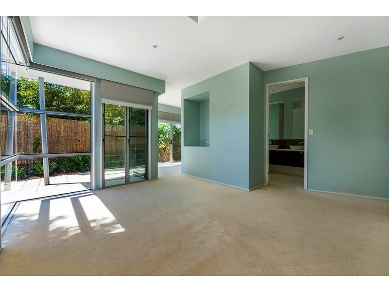 1/11 Cezaire Avenue, Varsity Lakes QLD 4227