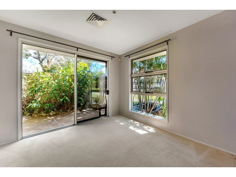 1/11 Cezaire Avenue, Varsity Lakes QLD 4227