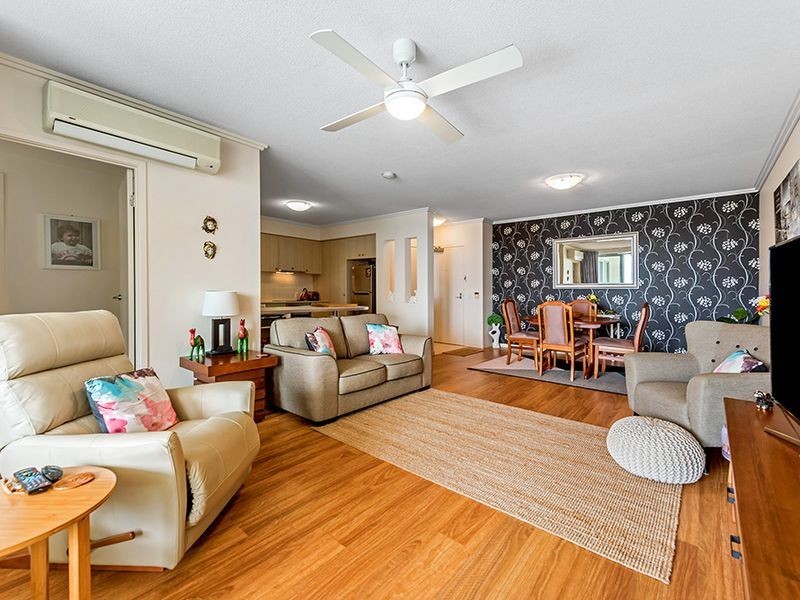 Unit 17/64 Riverwalk Avenue, Robina QLD 4226