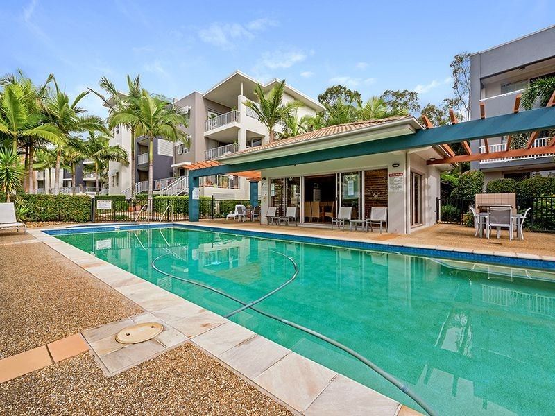 Unit 17/64 Riverwalk Avenue, Robina QLD 4226