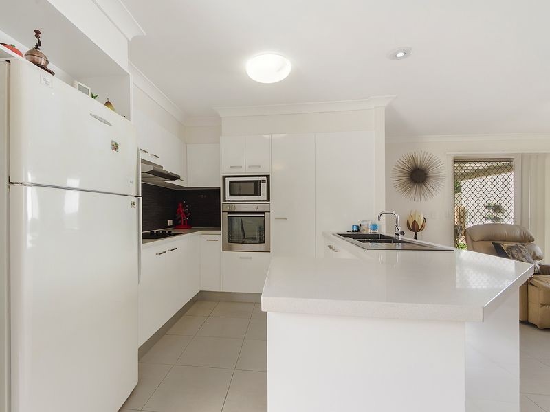 69/2-4 Langport Parade, Mudgeeraba QLD 4213