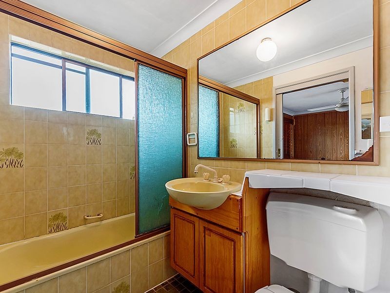 5/1 Angie Court, Mermaid Waters QLD 4218