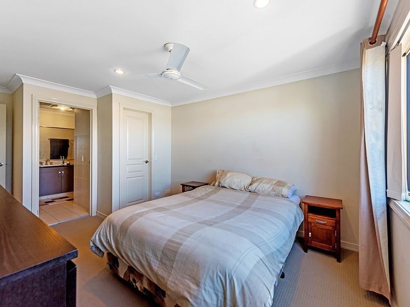 3/28 Palma Crescent, Varsity Lakes QLD 4227