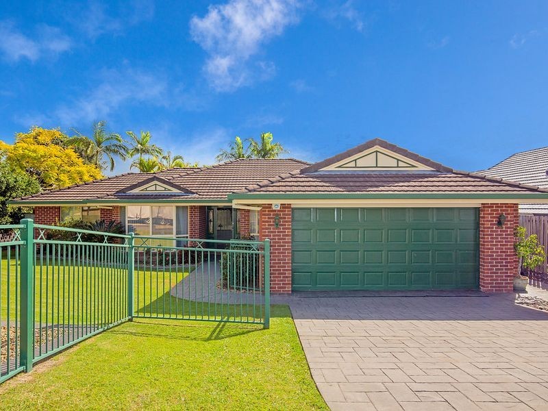 6 Anglesea Court, Robina QLD 4226