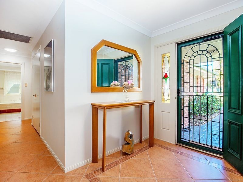 6 Anglesea Court, Robina QLD 4226