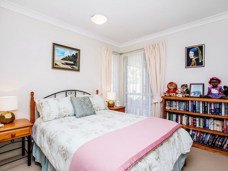 6 Anglesea Court, Robina QLD 4226