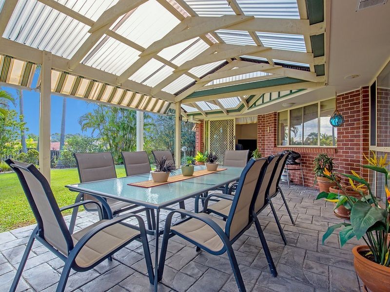 6 Anglesea Court, Robina QLD 4226