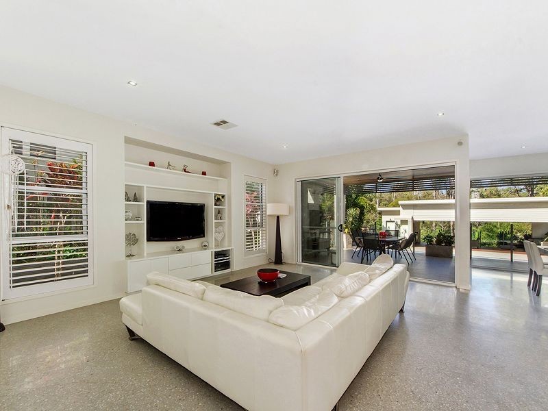 336 Ron Penhaligon Way, Robina QLD 4226