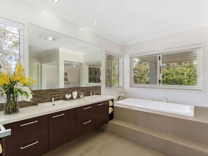 336 Ron Penhaligon Way, Robina QLD 4226