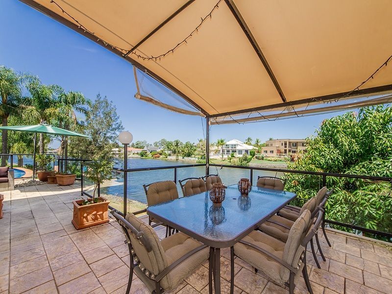 25 Kirralee Drive, Robina QLD 4226