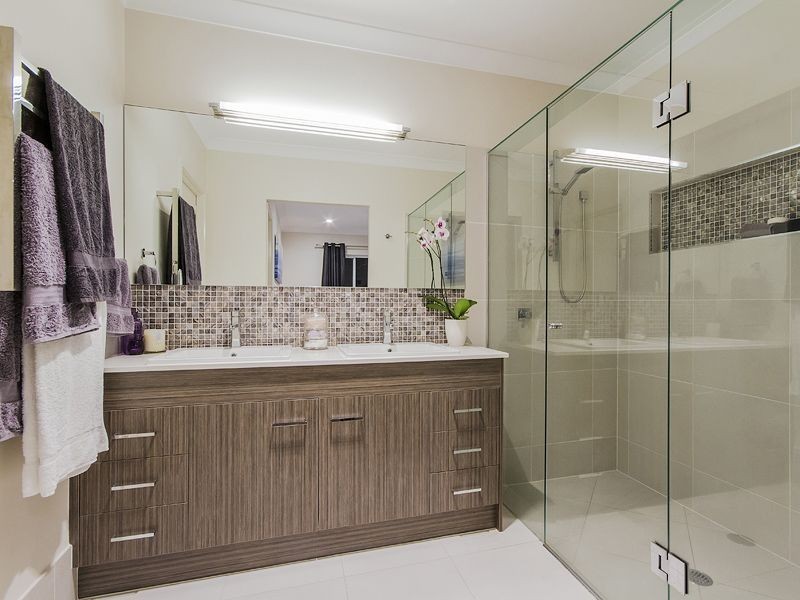 168 Country Crescent, Nerang QLD 4211