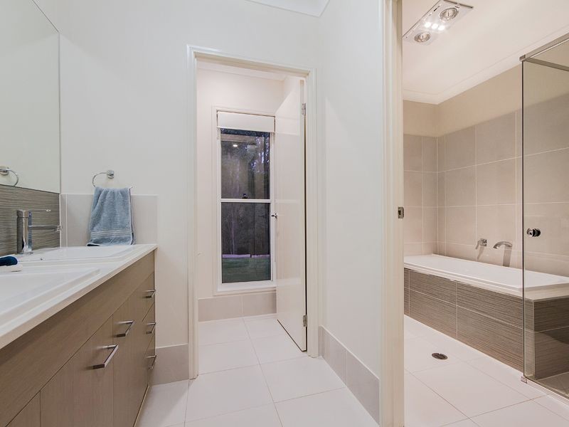 168 Country Crescent, Nerang QLD 4211