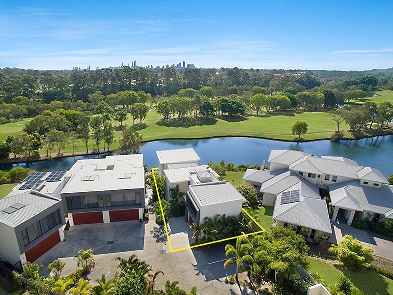 1/22 Andromeda Parade, Robina QLD 4226