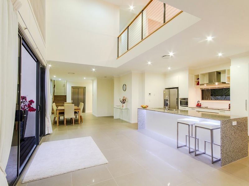 1/22 Andromeda Parade, Robina QLD 4226
