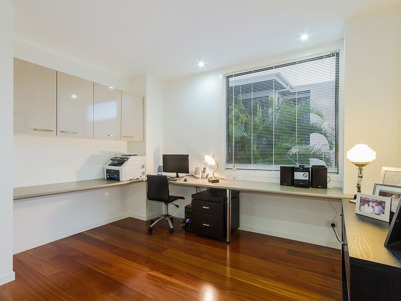 1/22 Andromeda Parade, Robina QLD 4226