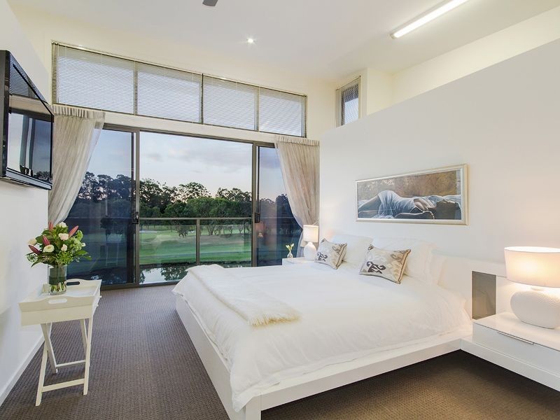 1/22 Andromeda Parade, Robina QLD 4226