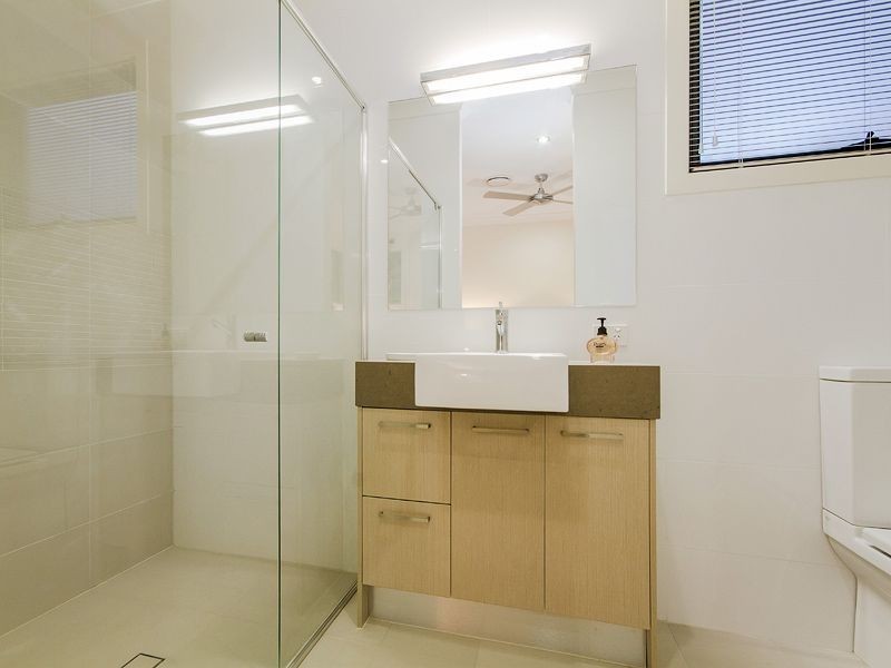 1/22 Andromeda Parade, Robina QLD 4226