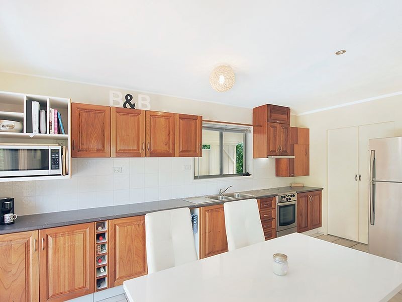 11 Susanne Street, Southport QLD 4215