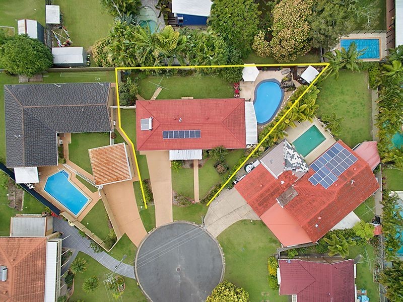 61 Bluejay Street, Burleigh Waters QLD 4220