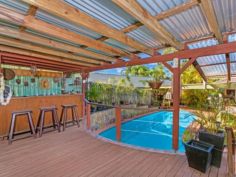 317 Ron Penhaligon Way, Robina QLD 4226