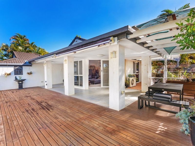 317 Ron Penhaligon Way, Robina QLD 4226