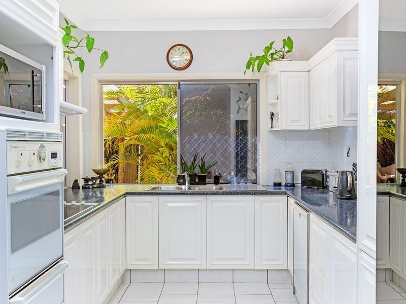 317 Ron Penhaligon Way, Robina QLD 4226