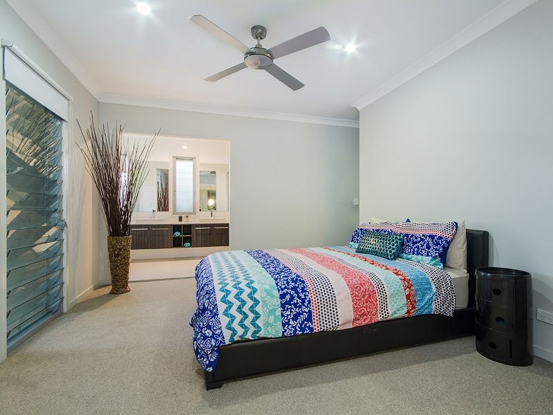 2 Forest Ridge Drive, Bonogin QLD 4213