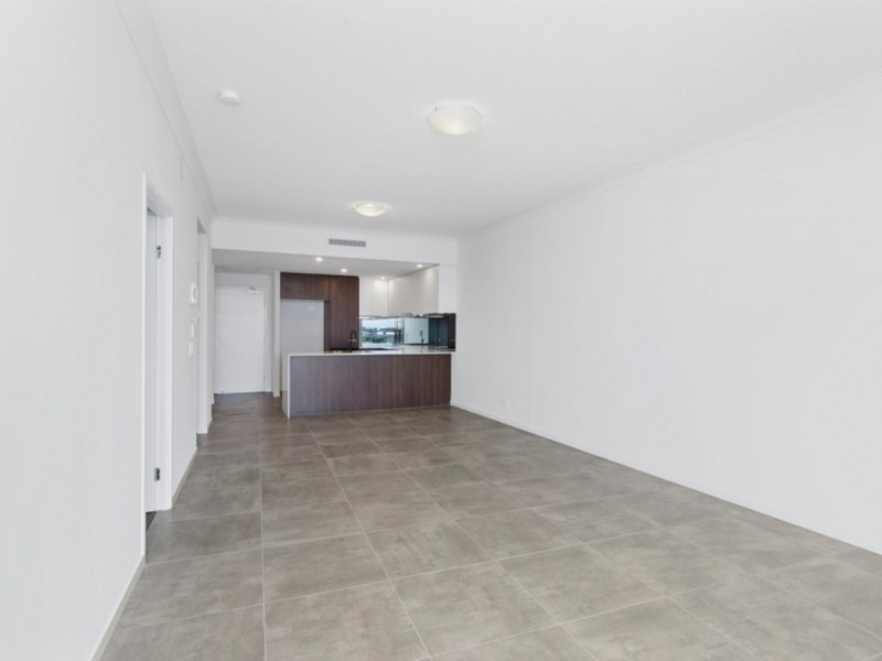 2309/397 Christine Avenue, Varsity Lakes QLD 4227