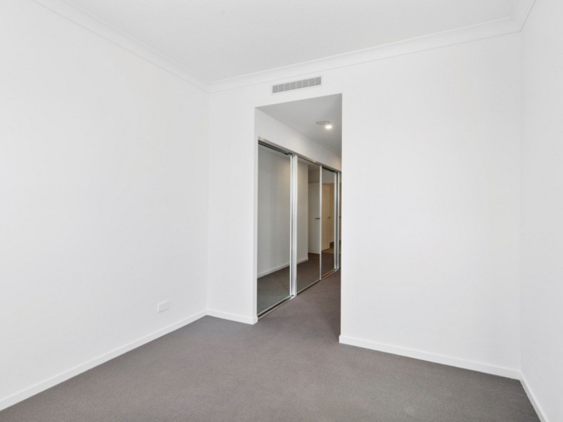 2309/397 Christine Avenue, Varsity Lakes QLD 4227