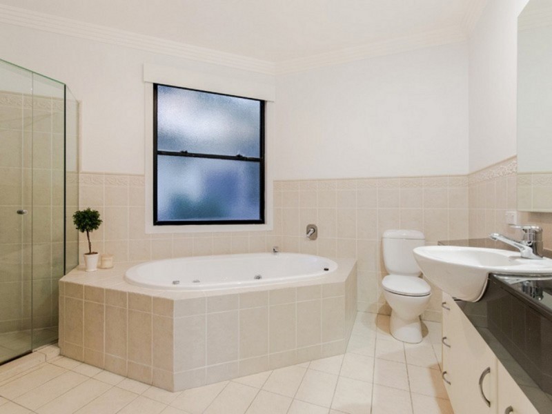 75 Lydford Close, Bonogin QLD 4213