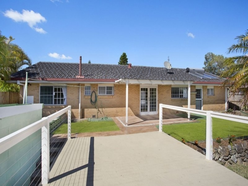 5 Merrimac Boulevard, Broadbeach Waters QLD 4218