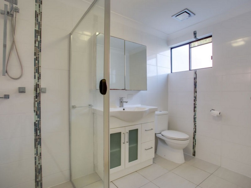 9 Satellite Crt, Mudgeeraba QLD 4213