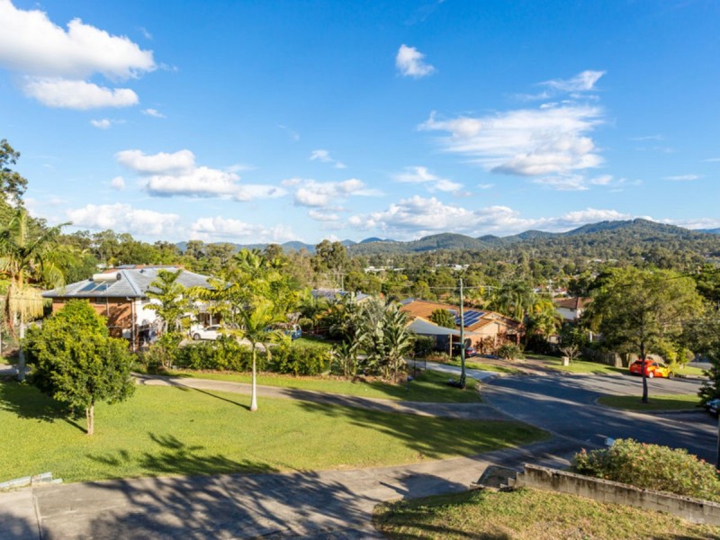 9 Satellite Crt, Mudgeeraba QLD 4213