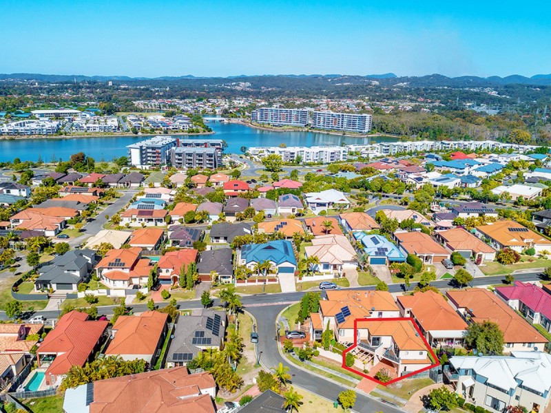 4/9 Magenta Drive, Varsity Lakes QLD 4227