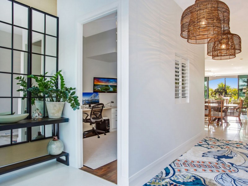 5057 Emerald Island Drive, Carrara QLD 4211