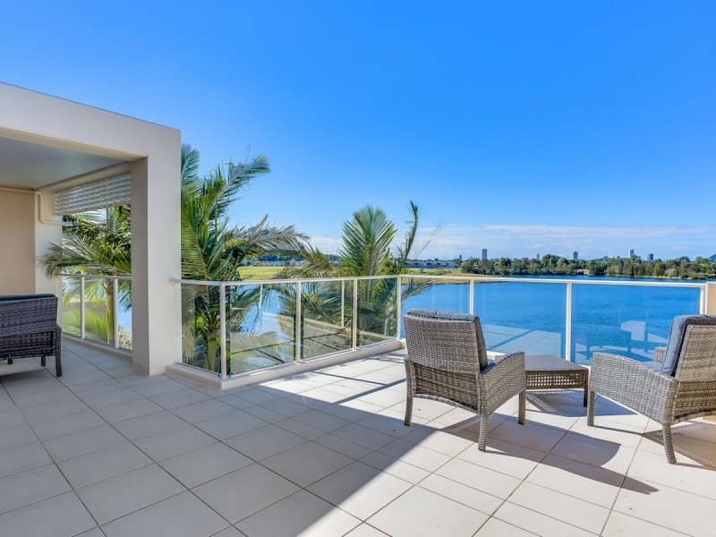 178/251 Varsity Parade, Varsity Lakes QLD 4227