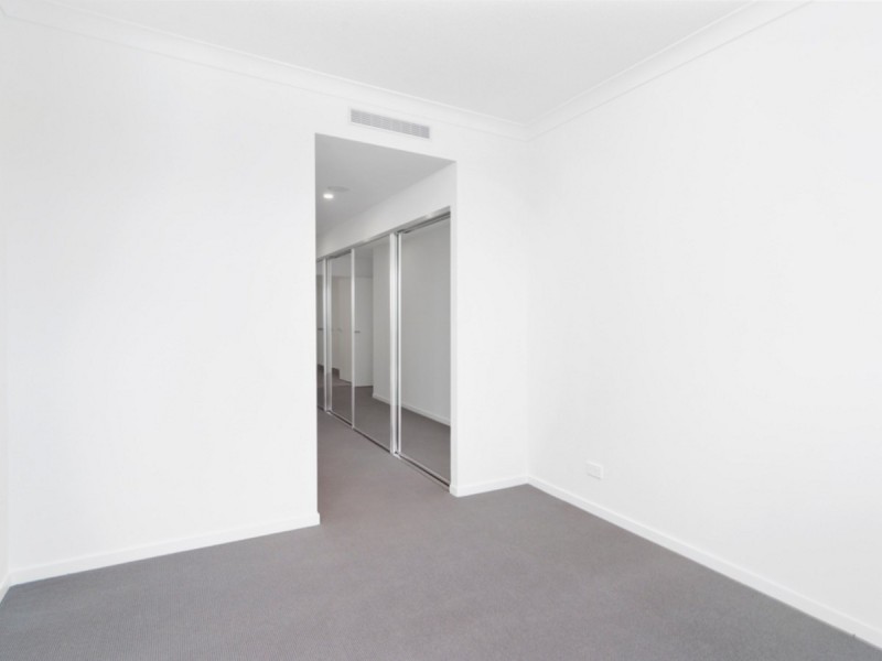 1204/397 Christine Avenue, Varsity Lakes QLD 4227