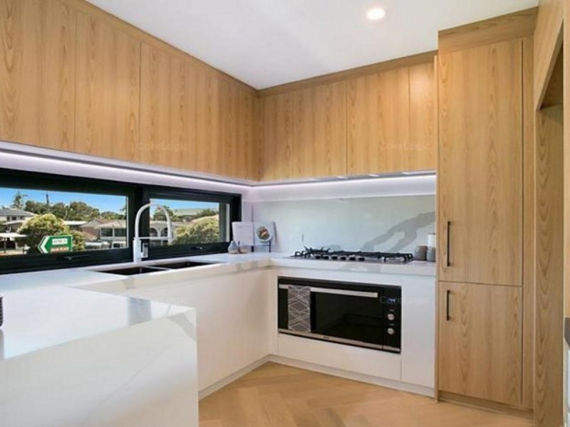 2/2097 Gold Coast Highway, Miami QLD 4220