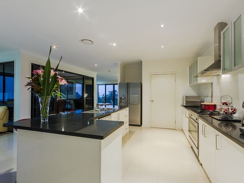 25 Worchester Terrace, Reedy Creek QLD 4227