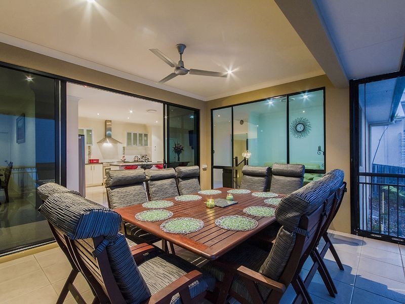 25 Worchester Terrace, Reedy Creek QLD 4227