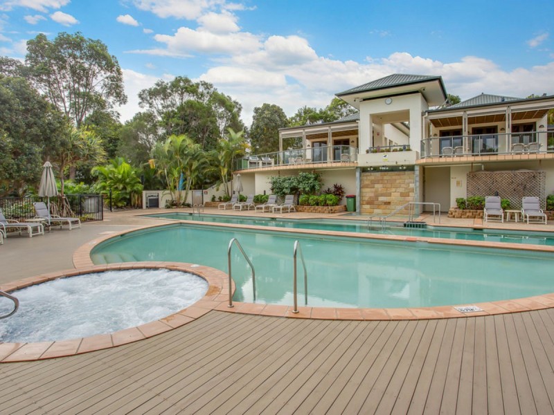140 Easthill Drive, Robina QLD 4226