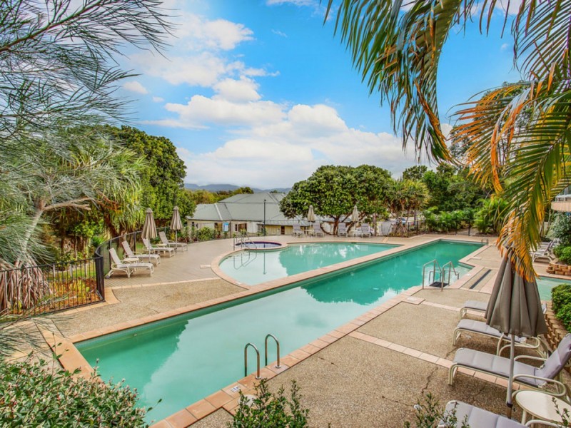 140 Easthill Drive, Robina QLD 4226