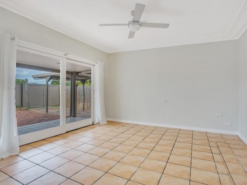 102 Central Street, Labrador QLD 4215